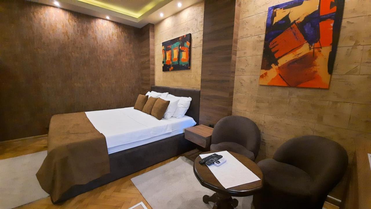 Stan Na Dan Apartman D Lux Jacuzzi Крагуєваць Екстер'єр фото